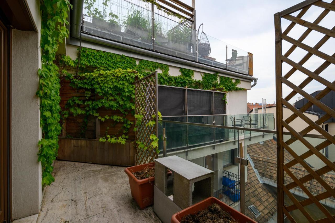 3Bedroom Triplex Rooftop Apartment Будапеща Екстериор снимка