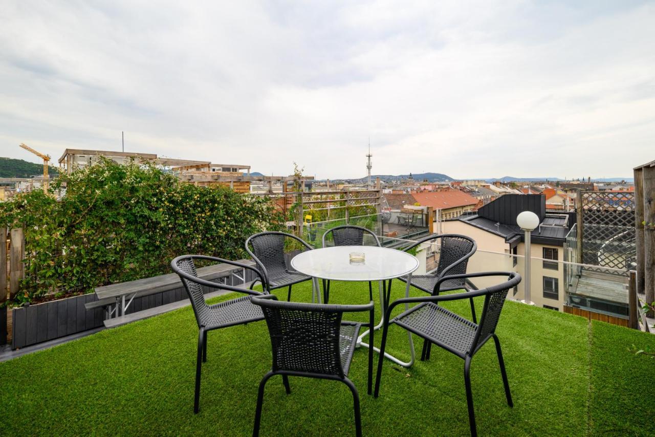 3Bedroom Triplex Rooftop Apartment Будапеща Екстериор снимка