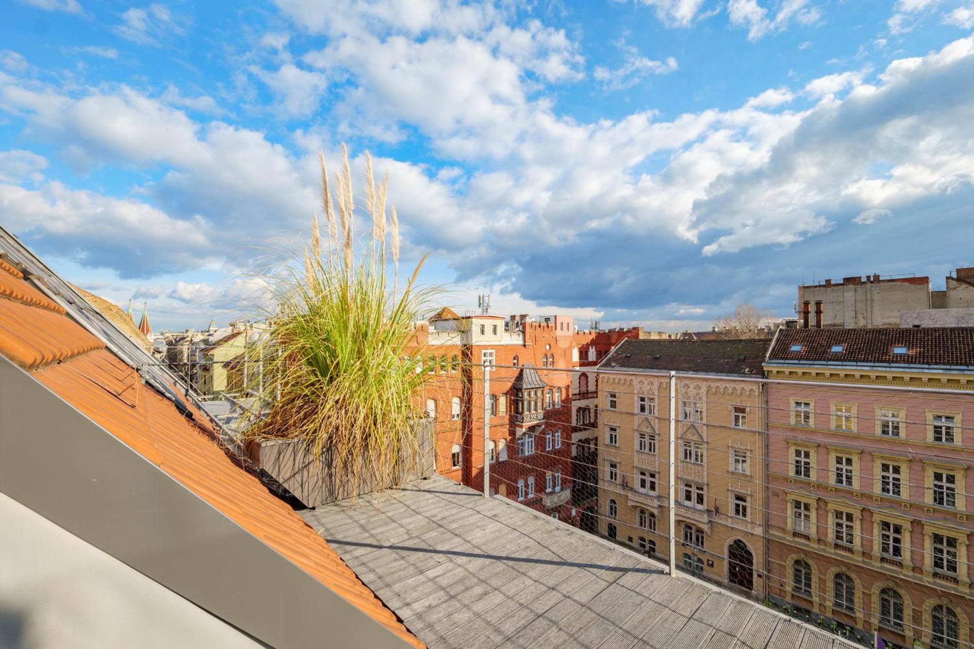 3Bedroom Triplex Rooftop Apartment Будапеща Екстериор снимка
