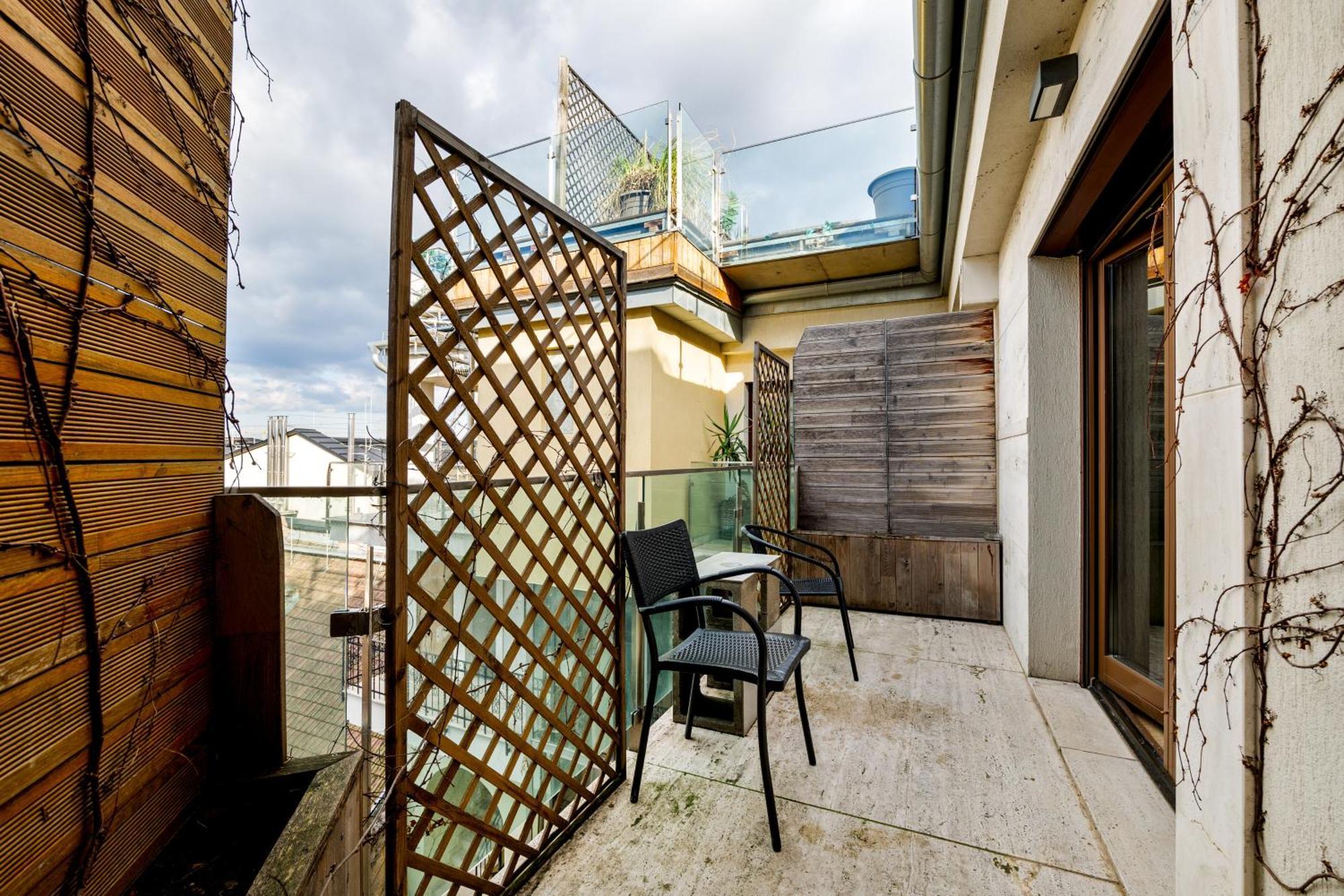 3Bedroom Triplex Rooftop Apartment Будапеща Екстериор снимка